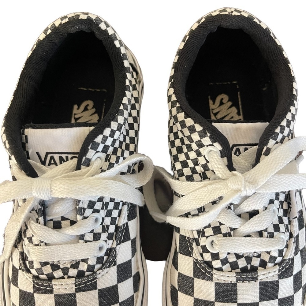 GUC Vans youth skateboard sneakers, checkered, black and white, size 1 youth - Picture 7 of 10